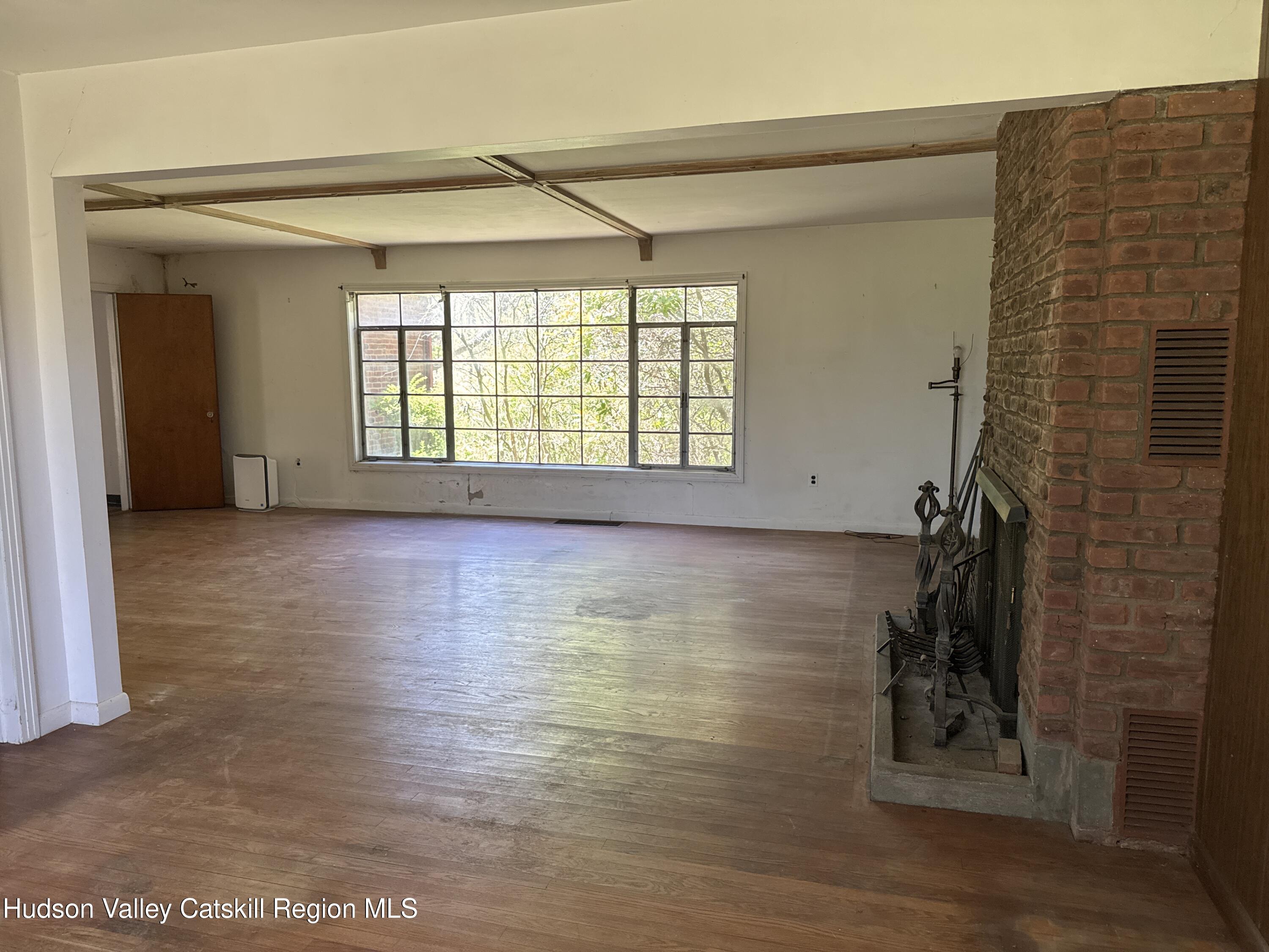 175 Dewitt Mills Road Hurley, NY 12443 - Photo 3 of 10 IMG_B6009269-2F58-4E91-9726-56F2769147AB