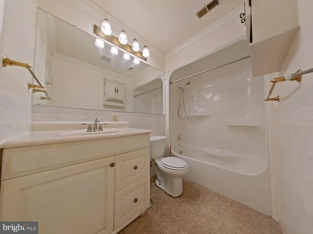 $2,500 | 610-12 Bainbridge Street, Unit 2, Philadelphia, PA 19147