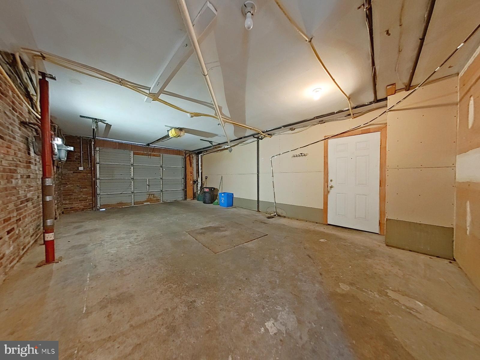 610-12 Bainbridge Street, Unit 2 Philadelphia, PA 19147 - Photo 19 of 23 a view of empty room