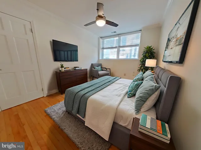 $2,500 | 610-12 Bainbridge Street, Unit 2, Philadelphia, PA 19147