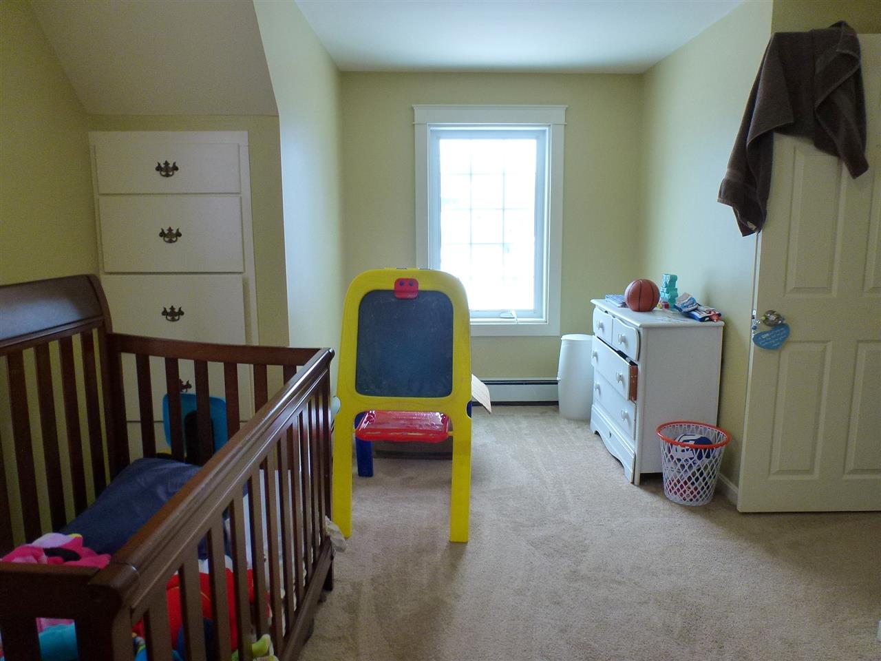 24 Curtis Avenue Rutland, VT 05701 - Photo 3 of 19