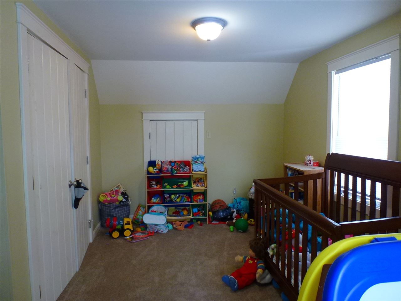 24 Curtis Avenue Rutland, VT 05701 - Photo 4 of 19
