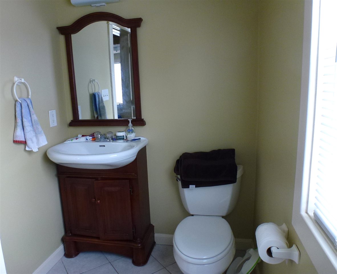 24 Curtis Avenue Rutland, VT 05701 - Photo 5 of 19