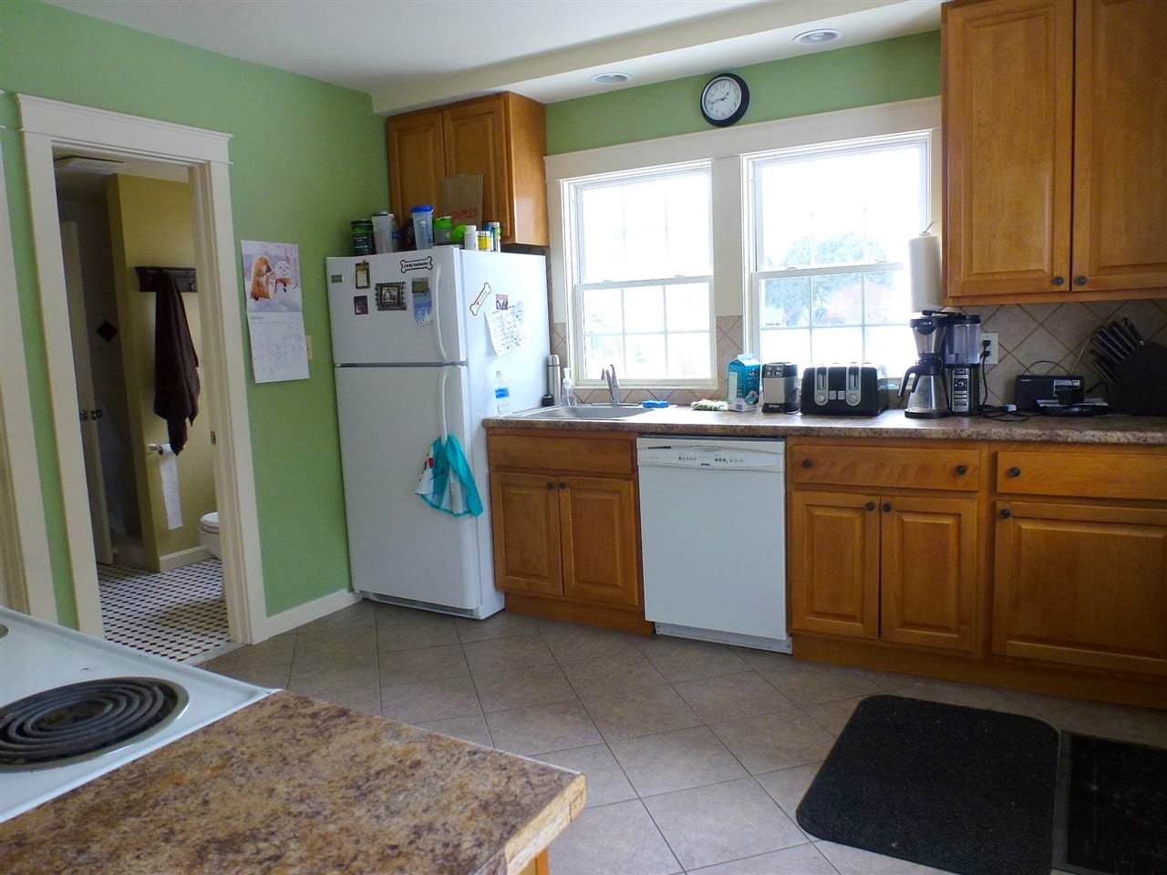 24 Curtis Avenue Rutland, VT 05701 - Photo 10 of 19
