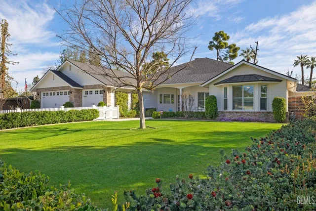 a view of front door of house