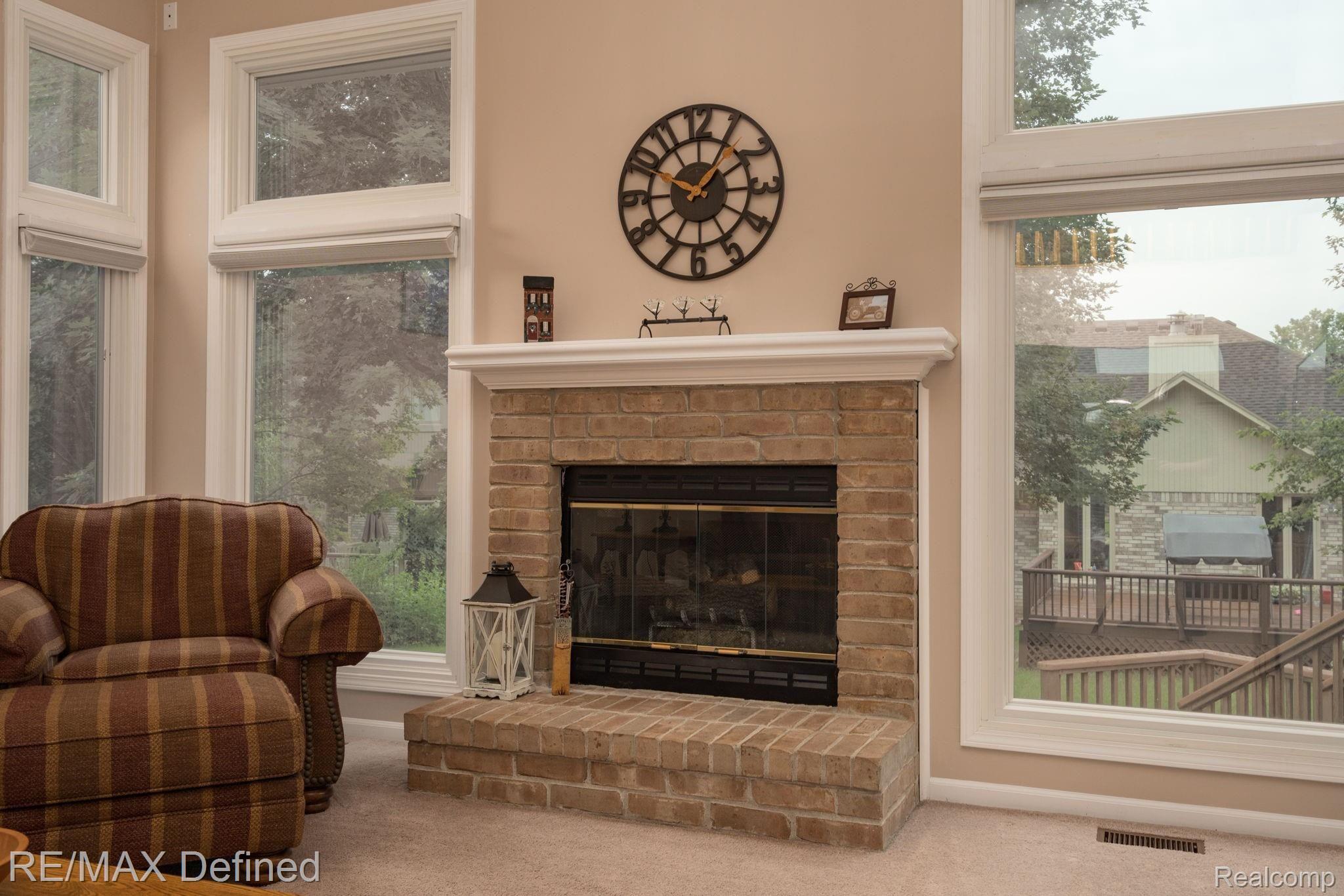 198 Bellshire Lane Rochester, MI 48307 - Photo 9 of 43 Great Room Fireplace