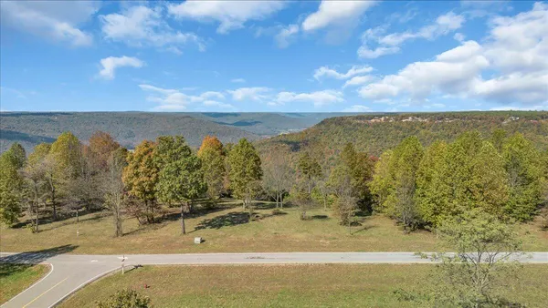 $275,000 | 725 Sunset Circle, Unit SV108, Jasper, TN 37347