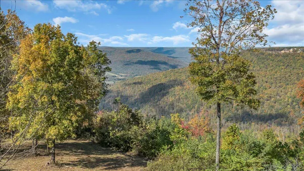 $275,000 | 725 Sunset Circle, Unit SV108, Jasper, TN 37347