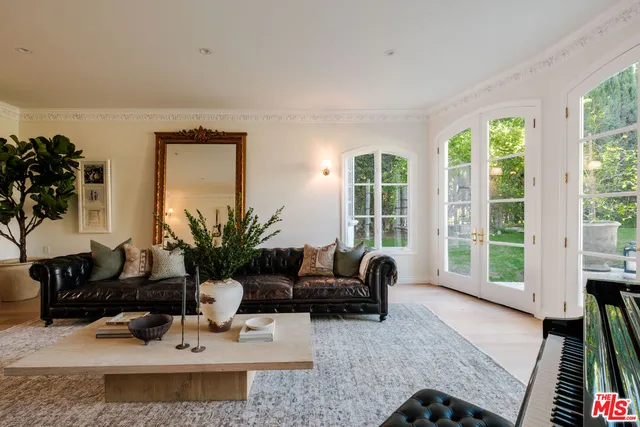 $25,000 | 18875 Pasadero Drive, Tarzana, CA 91356