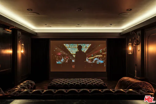 $25,000 | 18875 Pasadero Drive, Tarzana, CA 91356