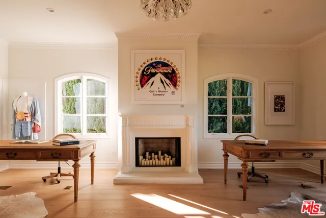 $25,000 | 18875 Pasadero Drive, Tarzana, CA 91356