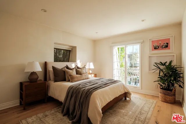 $25,000 | 18875 Pasadero Drive, Tarzana, CA 91356