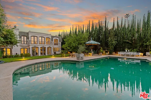 $25,000 | 18875 Pasadero Drive, Tarzana, CA 91356