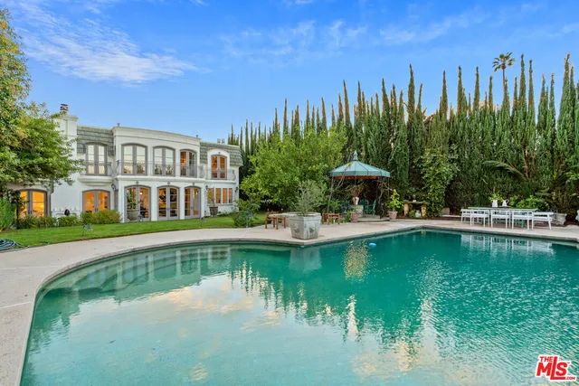 $25,000 | 18875 Pasadero Drive, Tarzana, CA 91356