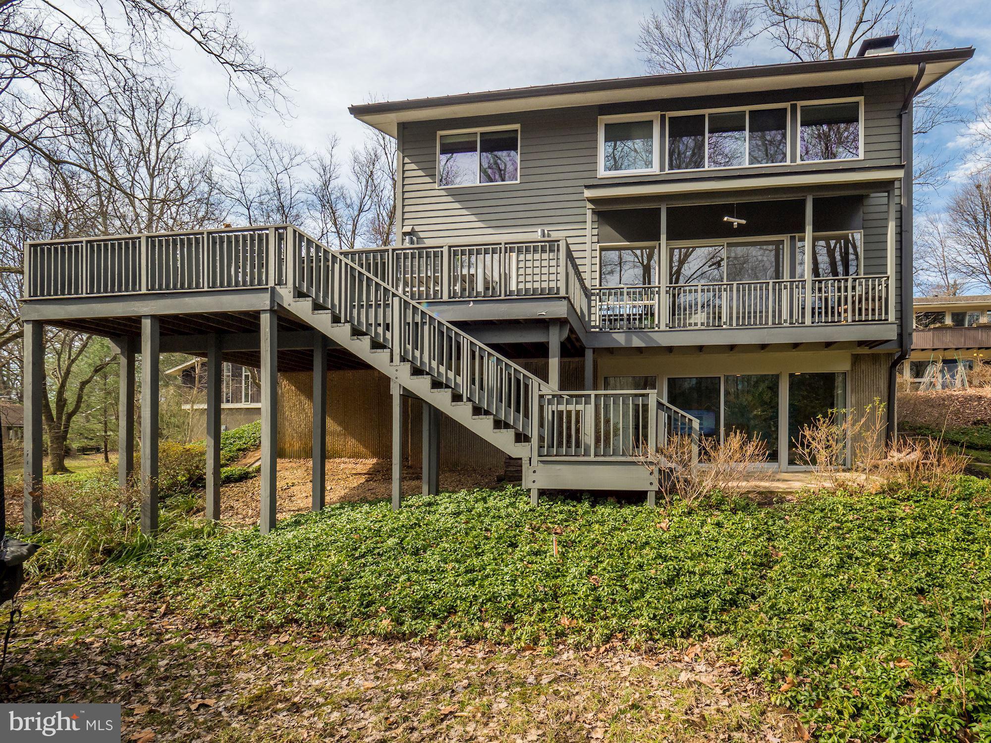 6813 Persimmon Tree Road Bethesda, MD 20817 - Photo 22 of 23
