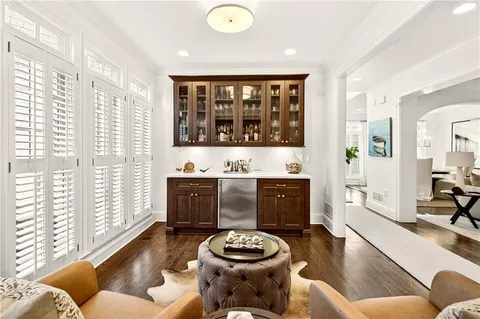 $1,250,000 | 16 Conifer Circle Northeast, Atlanta, GA 30342