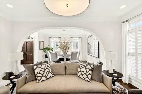 $1,250,000 | 16 Conifer Circle Northeast, Atlanta, GA 30342