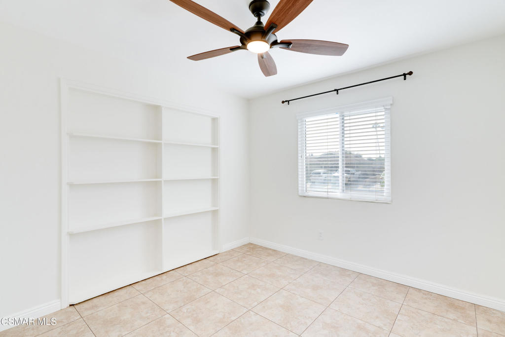 1638 Olympic Street Simi Valley, CA 93063 - Photo 14 of 36