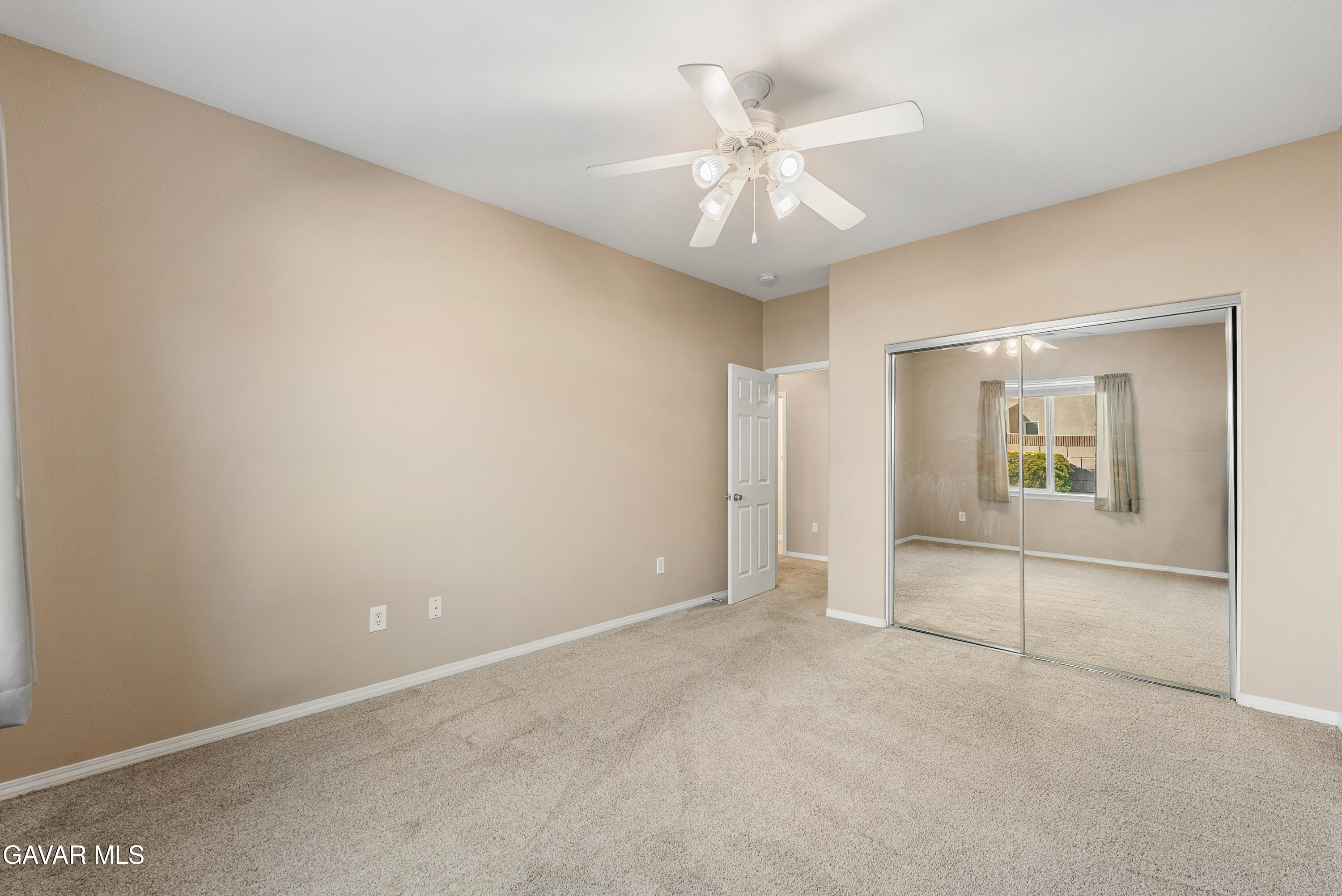 3724 Neola Way Lancaster, CA 93536 - Photo 13 of 31 wooden floor in an empty room