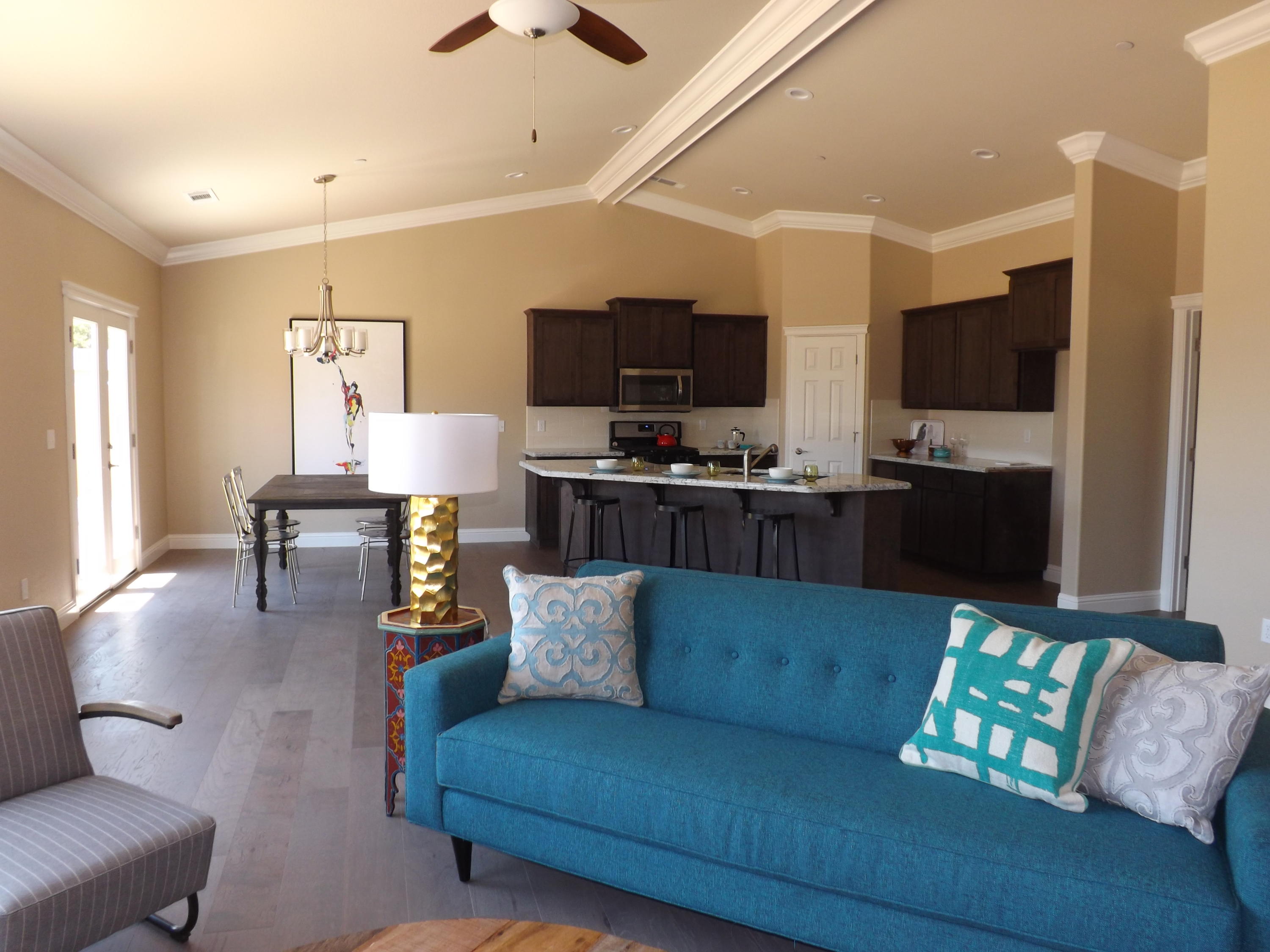 2831 Girvan Road Redding, CA 96001 - Photo 7 of 25 DSCF6328
