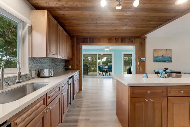 $995,000 | 134 Dove Creek Drive, Tavernier, FL 33070