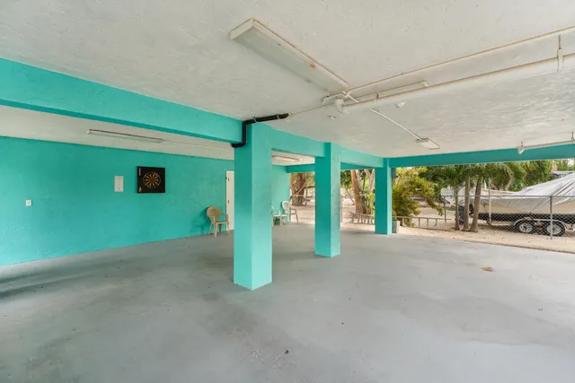 $995,000 | 134 Dove Creek Drive, Tavernier, FL 33070