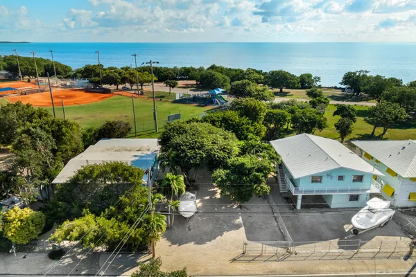 $995,000 | 134 Dove Creek Drive, Tavernier, FL 33070