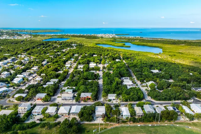 $995,000 | 134 Dove Creek Drive, Tavernier, FL 33070