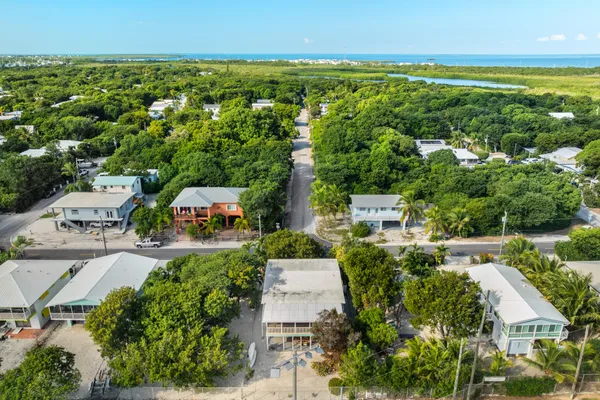 $995,000 | 134 Dove Creek Drive, Tavernier, FL 33070