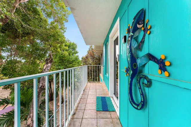 $995,000 | 134 Dove Creek Drive, Tavernier, FL 33070