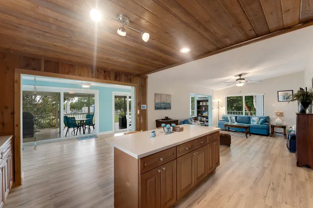 $995,000 | 134 Dove Creek Drive, Tavernier, FL 33070