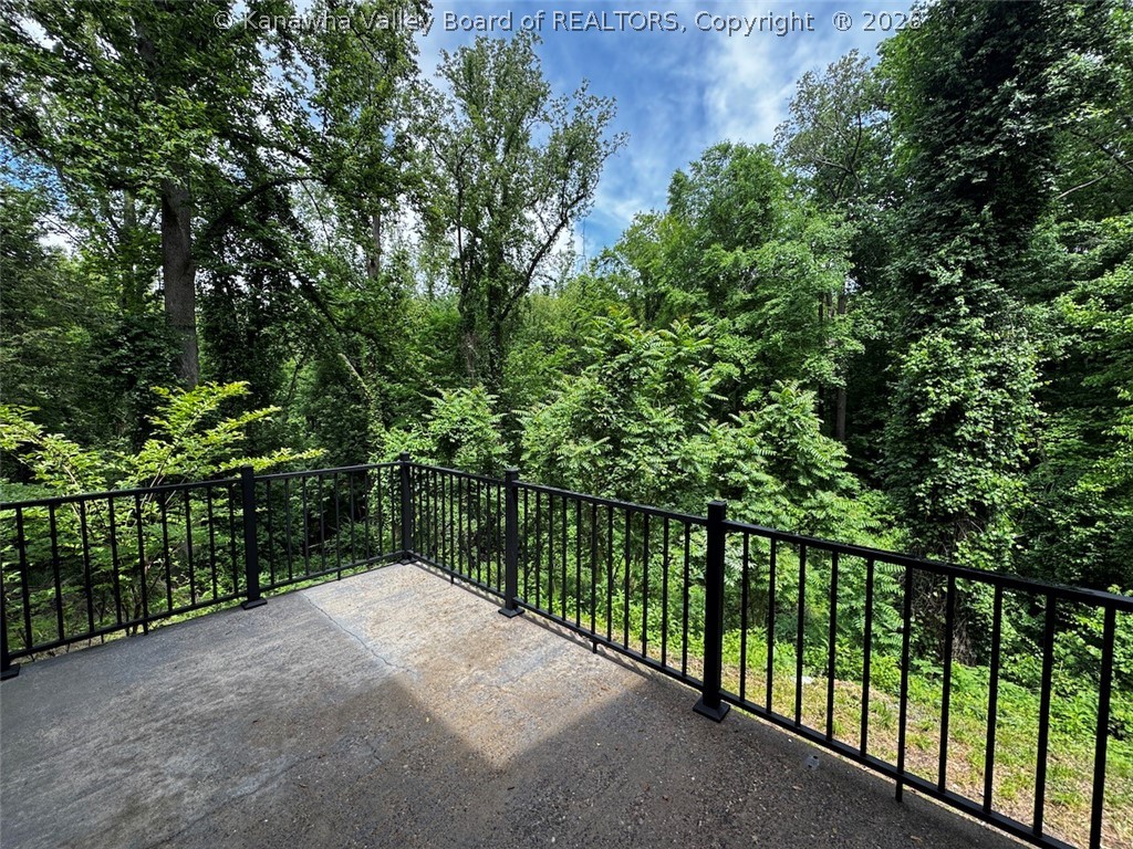 1323 Dorsey Road Charleston, WV 25314 - Photo 19 of 33 Gallery Image 19