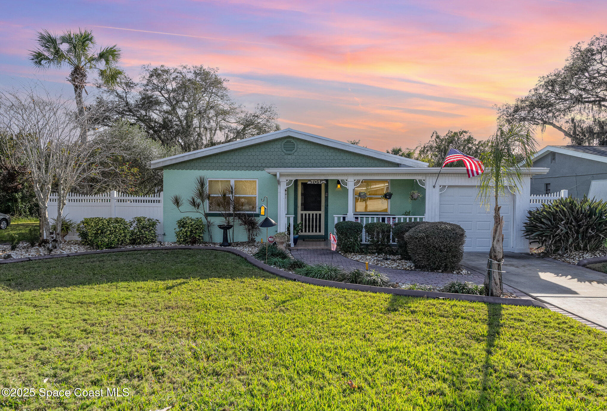 701 Espanola Way Melbourne, FL 32901 - Photo 29 of 29 a view of house with swimming pool outdoor seating