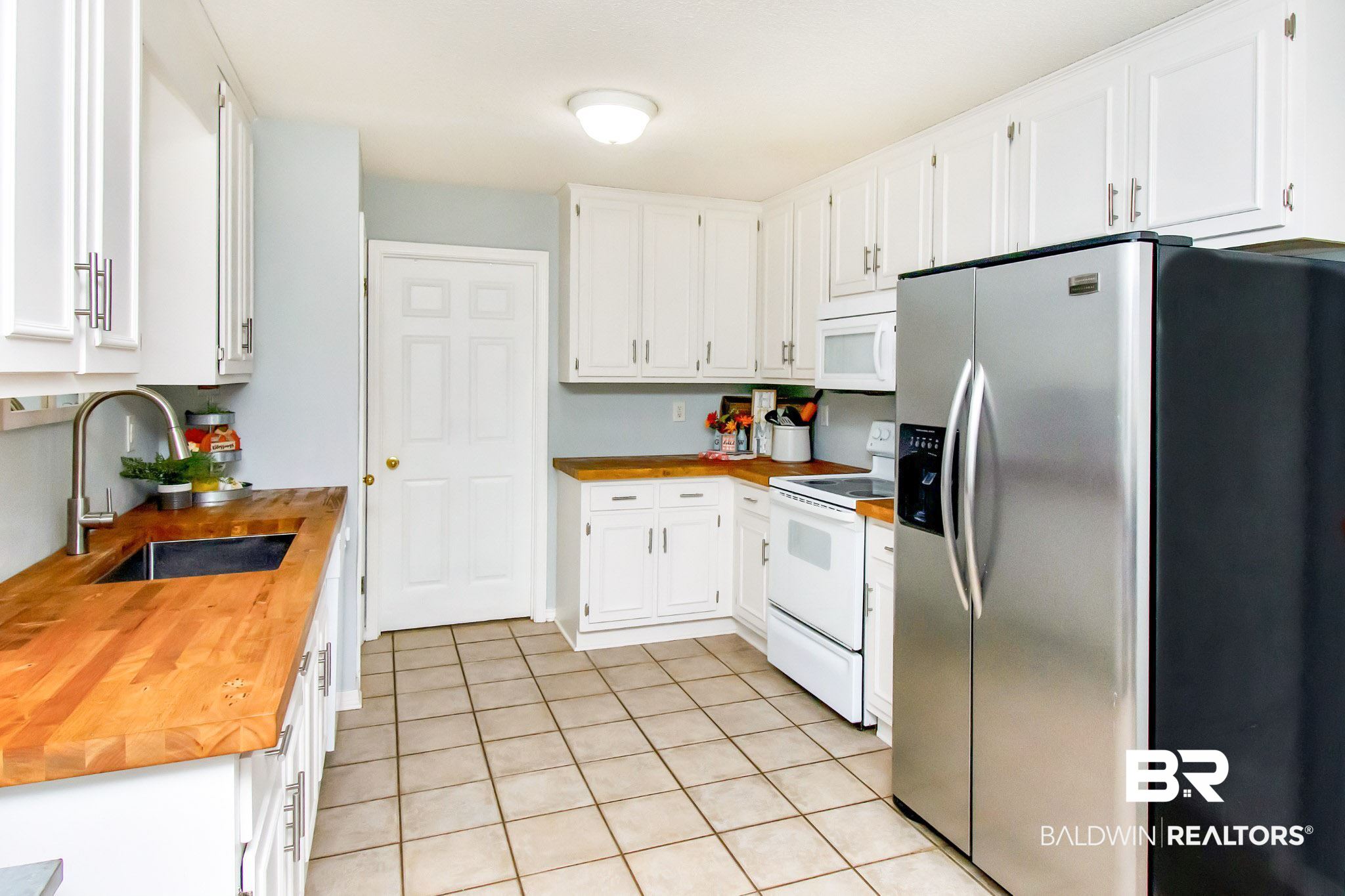 10905 Pelican Bay Drive Theodore, AL 36582 - Photo 15 of 35