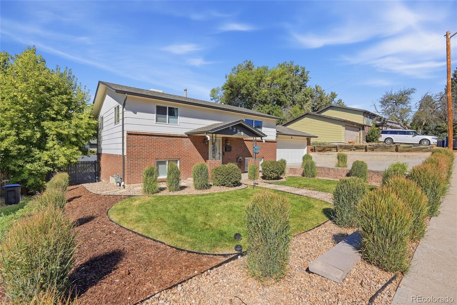 6259 Reed Street Arvada, CO 80003 - Photo 4 of 40 Gallery Image 4