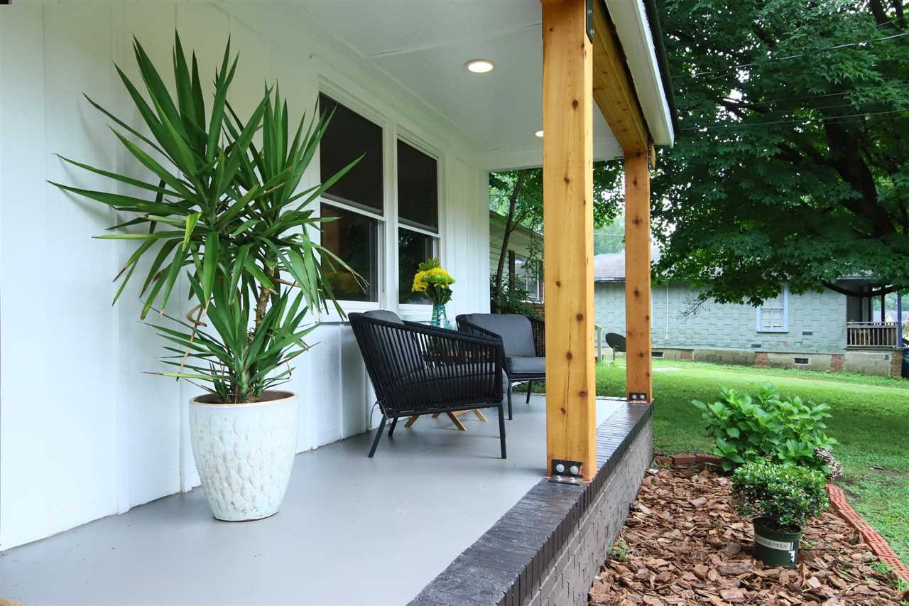 623 Quarry Street Raleigh, NC 27601 - Photo 24 of 25 Front Porch