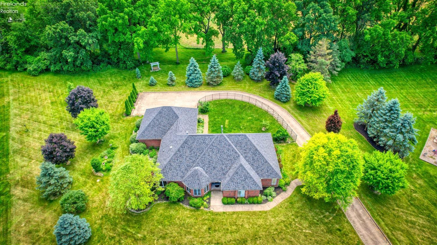 3514 Scheid Road Huron, OH 44839 - Photo 2 of 48 Gallery Image 2