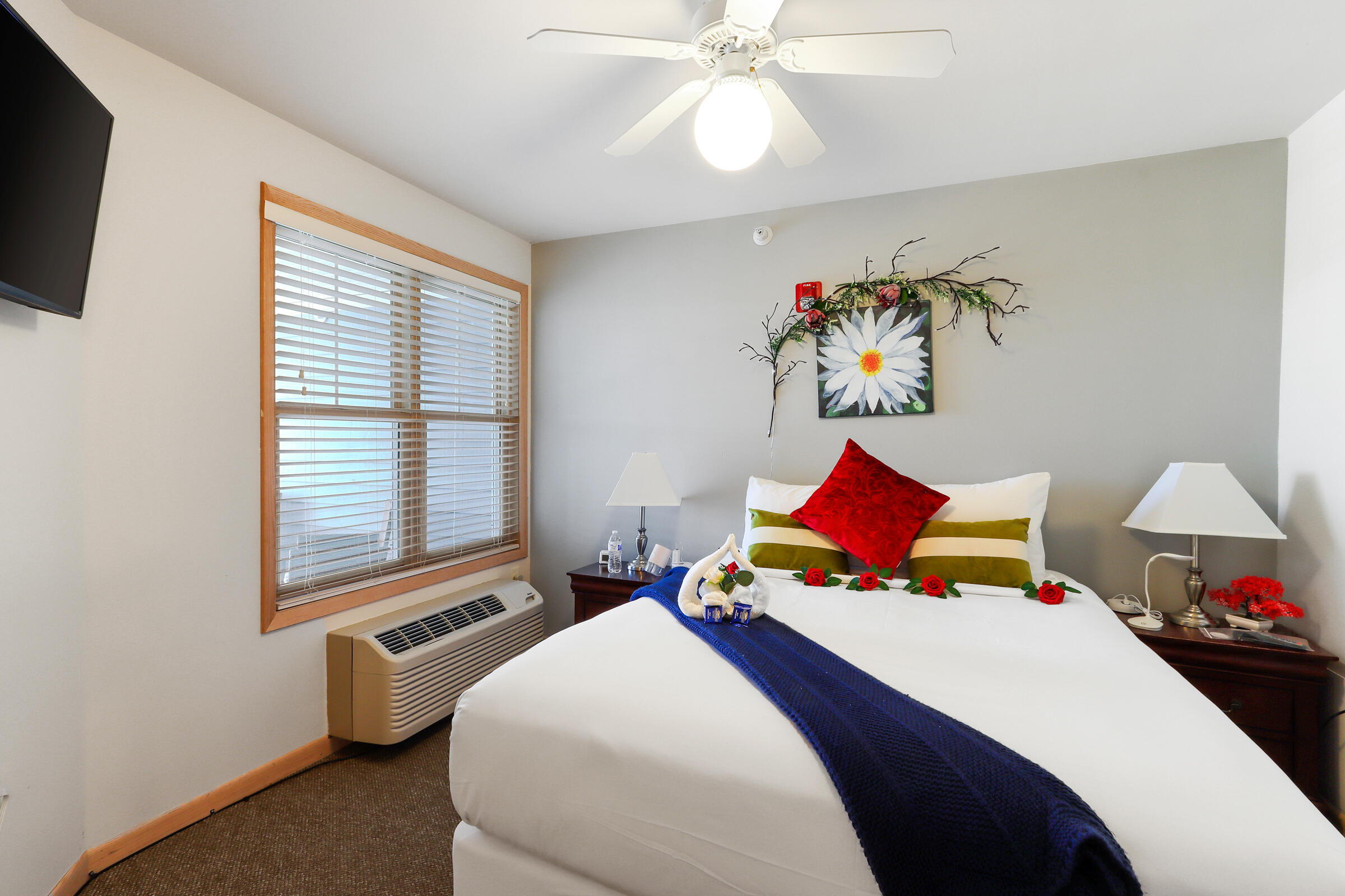 123 Center Street, Unit 301 Lake Geneva, WI 53147 - Photo 16 of 37 IMG_2020
