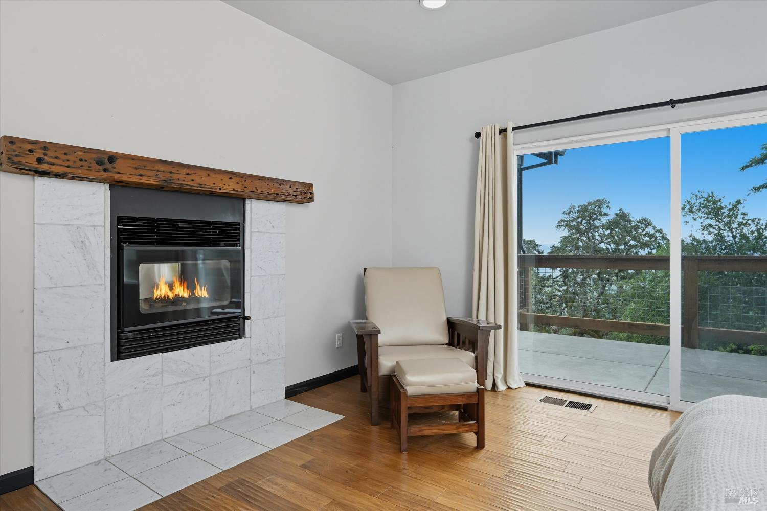 31000 Pine Mountain Road Cloverdale, CA 95425 - Photo 23 of 64 Primary suite, with gas fireplace, sitting area with view deck.
