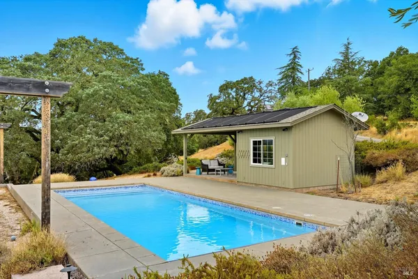$1,875,000 | 31000 Pine Mountain Road, Cloverdale, CA 95425