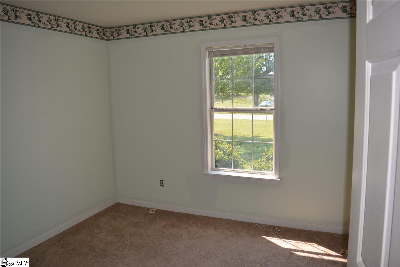 1685 Highway 357 Lyman, SC 29365 - Photo 11 of 16 Gallery Image 11