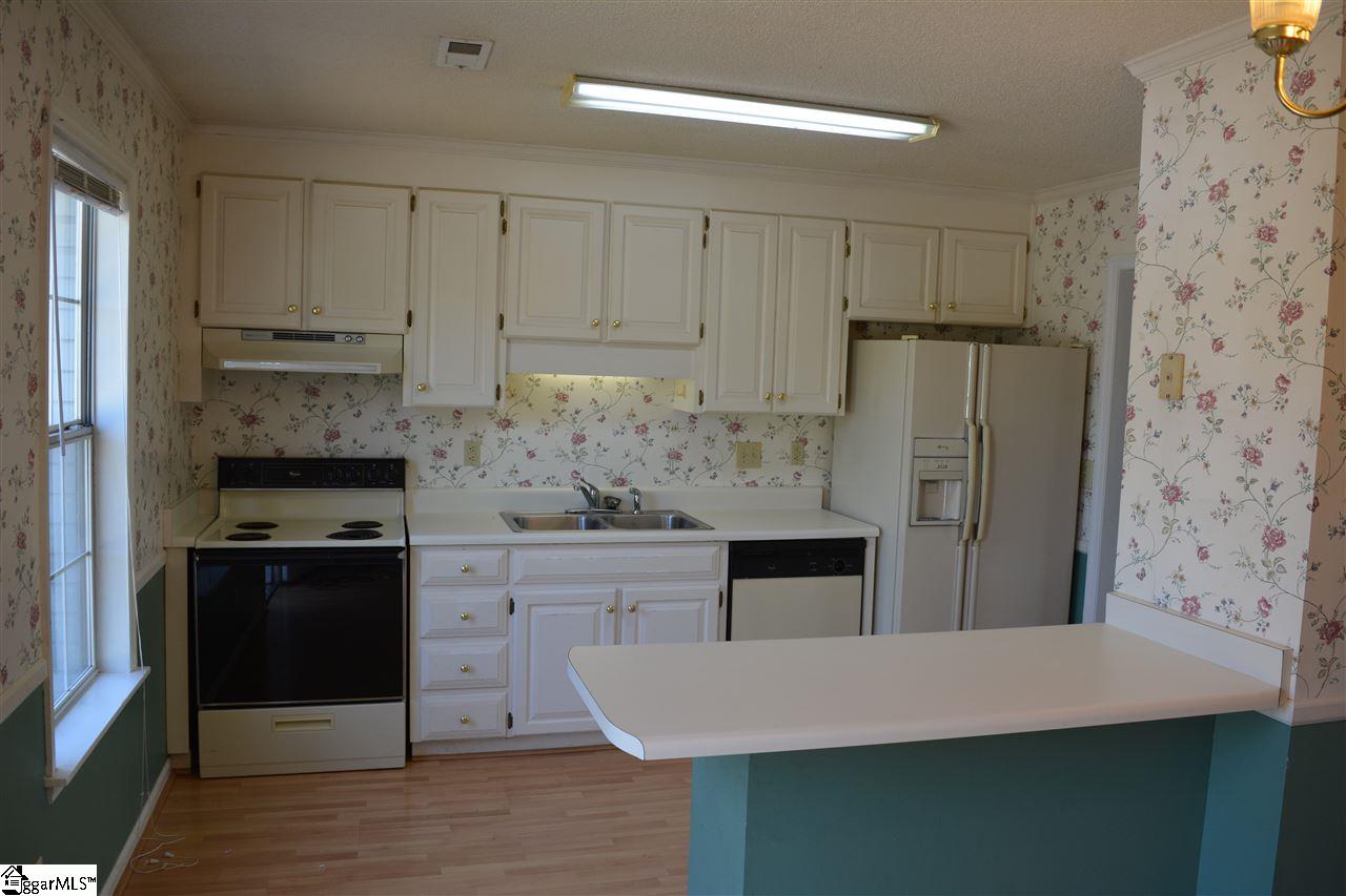 1685 Highway 357 Lyman, SC 29365 - Photo 6 of 16 Gallery Image 6