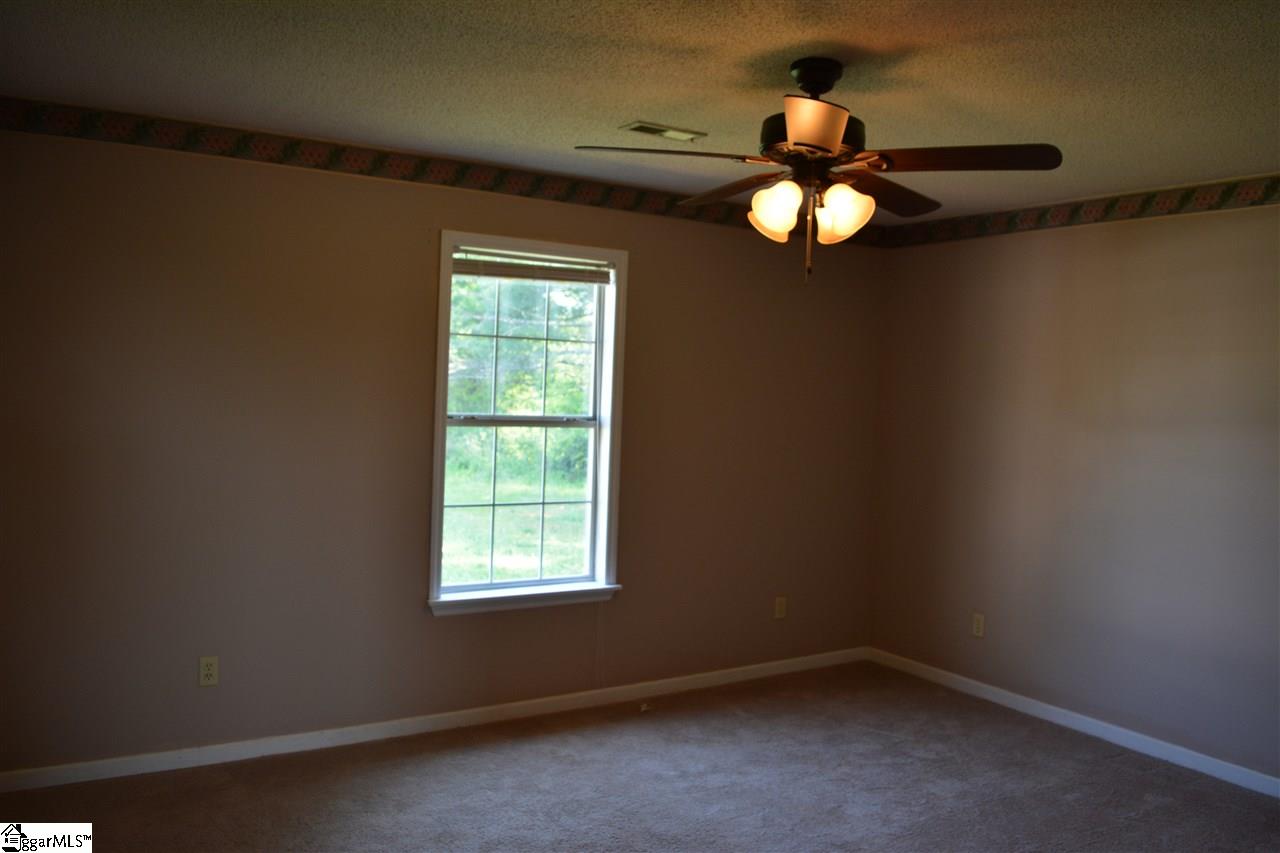 1685 Highway 357 Lyman, SC 29365 - Photo 8 of 16 Gallery Image 8