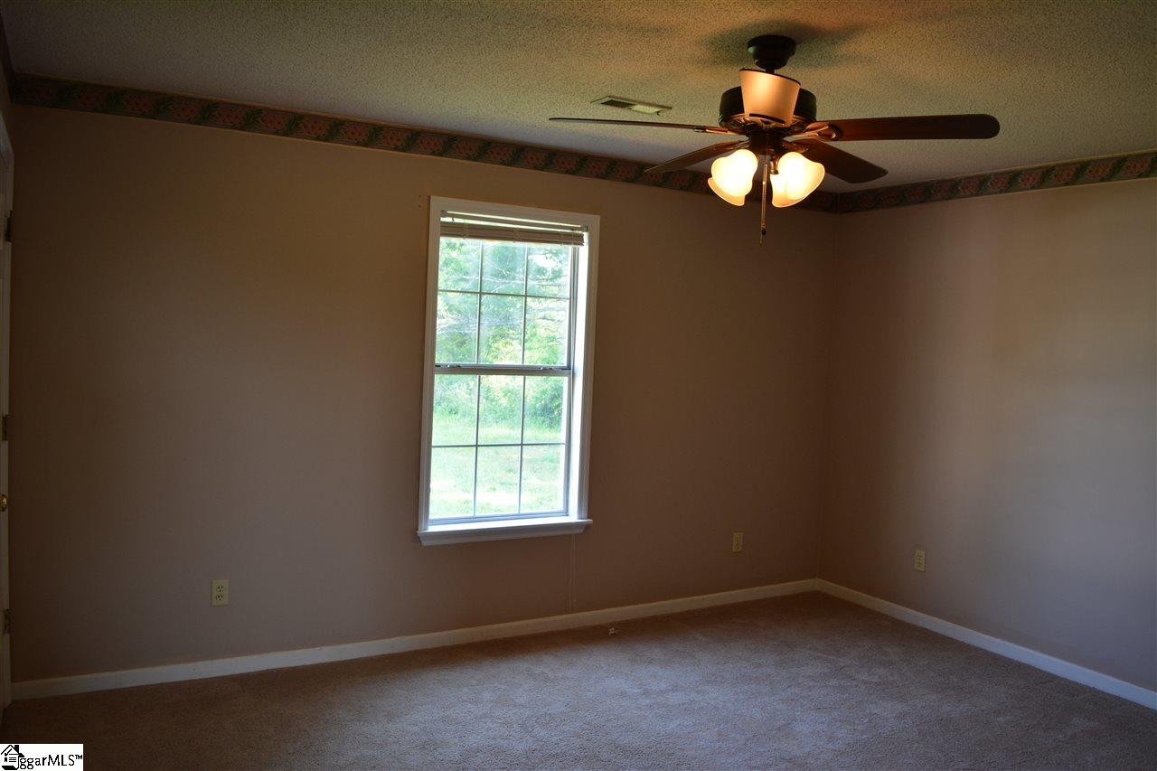 1685 Highway 357 Lyman, SC 29365 - Photo 9 of 16 Gallery Image 9