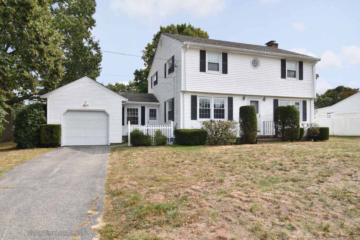 8 Floyd Road Warwick, RI 02888 - Photo 1 of 29 Gallery Image 1