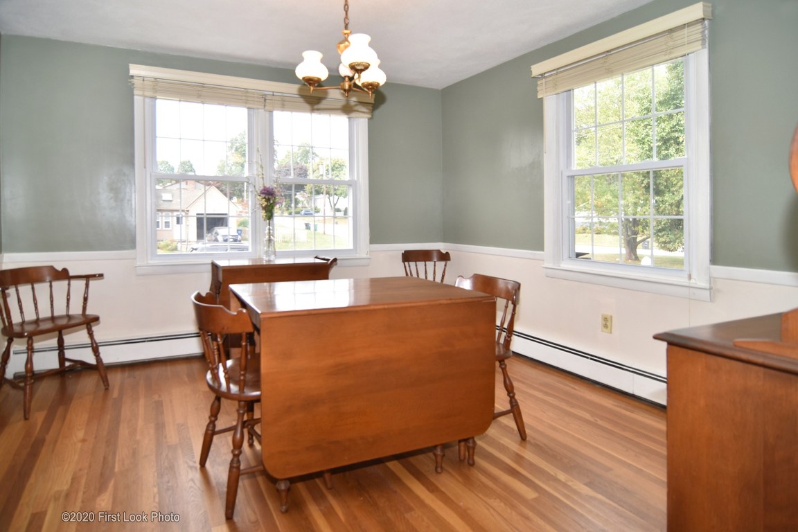 8 Floyd Road Warwick, RI 02888 - Photo 11 of 29 Gallery Image 11