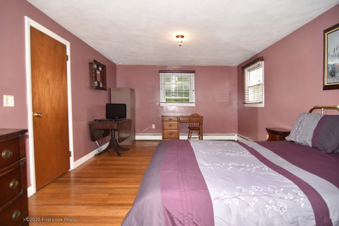 8 Floyd Road Warwick, RI 02888 - Photo 16 of 29 Gallery Image 16