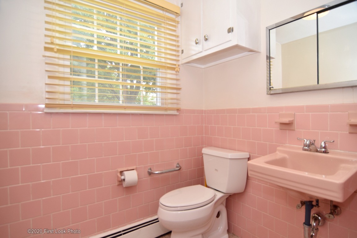 8 Floyd Road Warwick, RI 02888 - Photo 21 of 29 Gallery Image 21