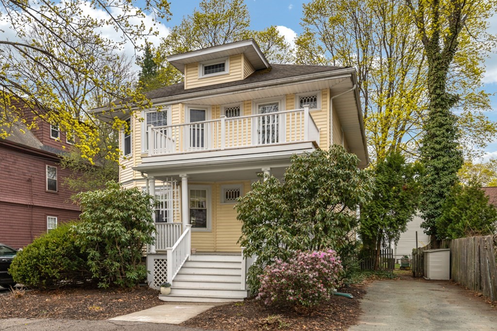 41 Aberdeen Street, Unit 1 Newton, MA 02461 - Photo 2 of 24