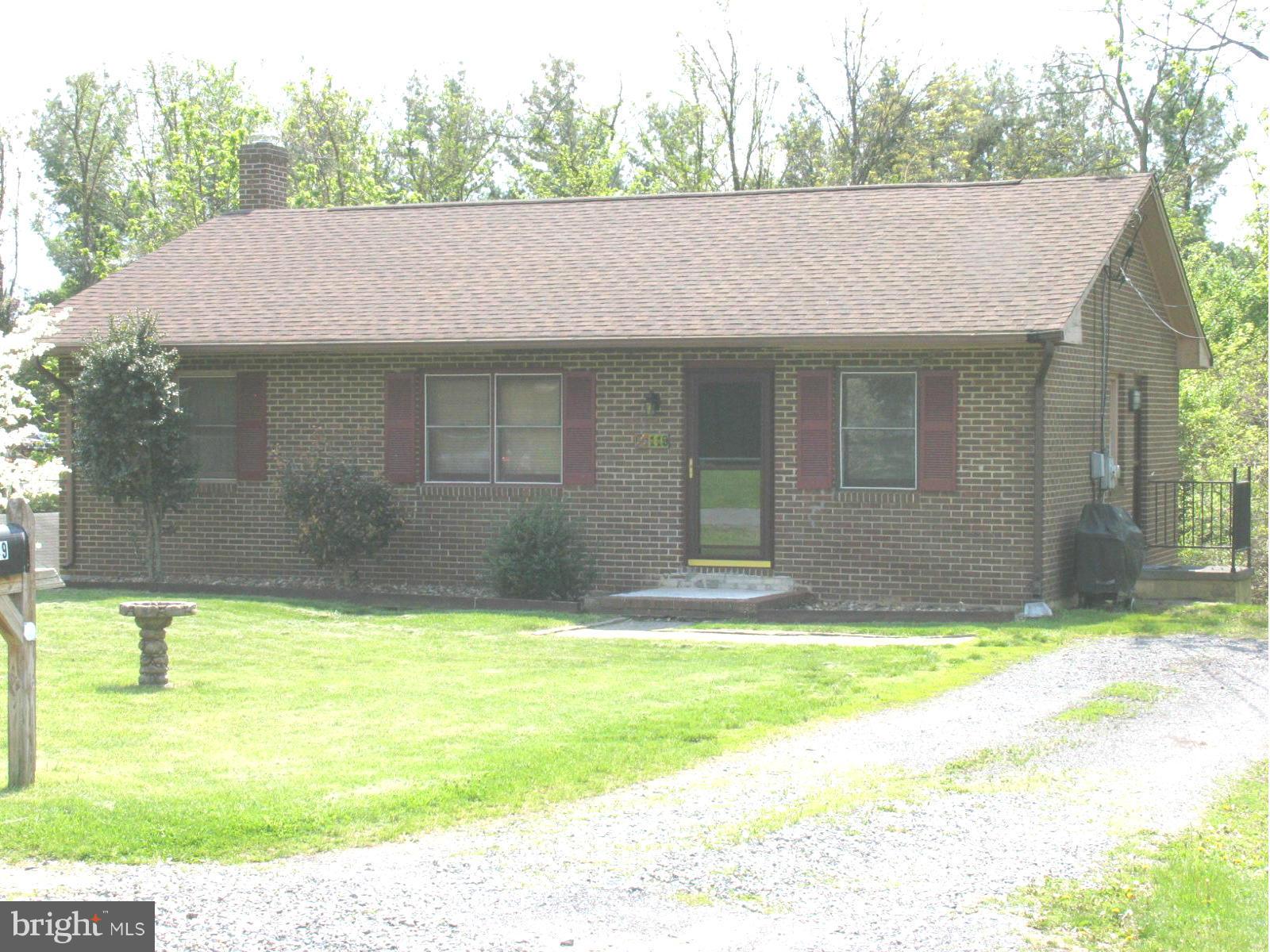 119 Williamson Road Winchester, VA 22602 - Photo 3 of 19 Exterior (Front)